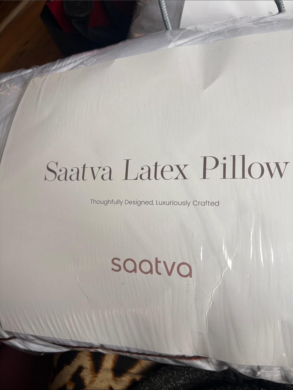1  Saatva Latex Pillow - White NEW